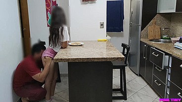 Viviendo con mi Linda Sobrina que Ya no puede Dejar La Polla de su Tio