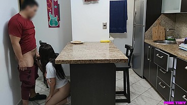 Viviendo con mi Linda Sobrina que Ya no puede Dejar La Polla de su Tio