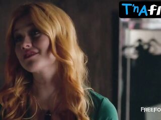 Emeraude Toubia Underwear Scene in Shadowhunters