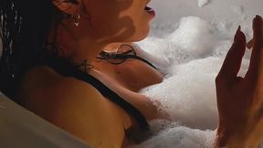 Steam, smoke, and soft skin — an intimate bath with my favorite Eve 120.