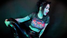 Hideous to Heartthrob: the Bimbo Booster -gender Transformation, Sissification