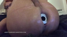 PLAYING WITH METAL ANAL PLUG AND CUM