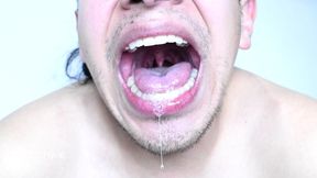 uvula con saliva