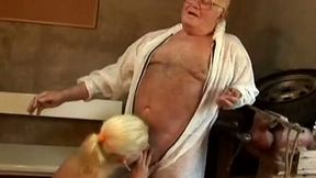 Horny old grandpa greedily eats dumpy pussy of slutty chick in his garage