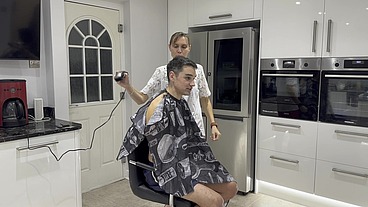 Essex Girl Hairdresser - More than just a trim
