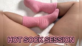 Fergie’s Fuzzy Socks Fantasy - Masturbation In Socks
