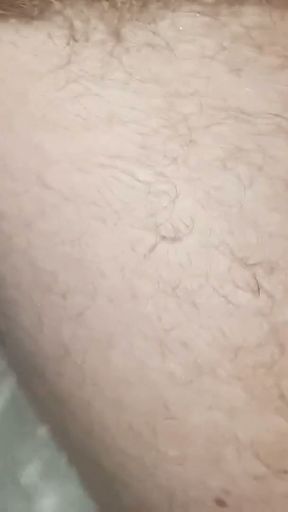 my cock weeing in bath   Clip 1