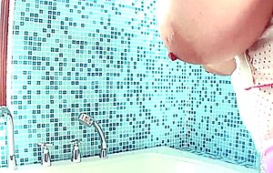 Lorna's bubble bath