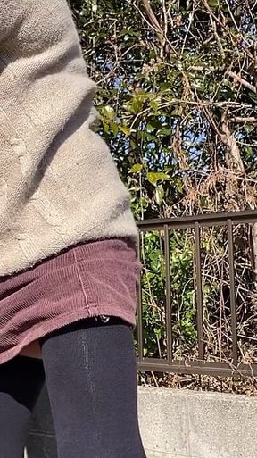 No.107 Pants Fluttering in the Wind, My Free Afternoon