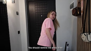 Horny&#x1F975; Stepmom Accidentally Ties Stepson's Dick&#x1F32D; to Her Tight Pussy&#x270C;