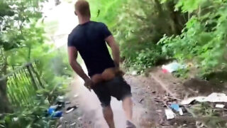 Ejaculare, orgie, fără șa, gangsex, în aer liber, mușchi – film public cu americanul Gabriel Cross, care primește fută anală