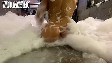 Fui fazer um ensaio fotográfico no hotel a fotógrafa [ Marcelle Herrera ] não resistiu pediu senta gostoso no mastro