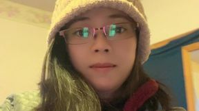 Pissing Small Pussy Hairy in the Moring