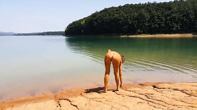 Mud therapy made her kink leak wide open pussy