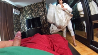 MilfyCalla- Yoga pants, cameltoe and cumshots on my downjackets 196