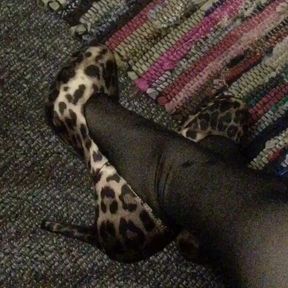 Shoe Dangling Tease in Stiletto Pumps
