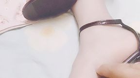 My feet will make you unable to resist