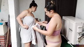 Mature lesbians fucking their pussies on the sly - Porn in Spanish