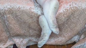 Showing off my socks and soles! - 4K UHD Version