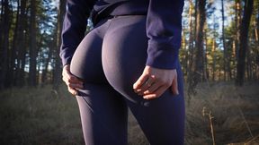 Latina Milf Shows Off Tight Yoga Pants And Her Hot Ass&#x1F351; In The Wild