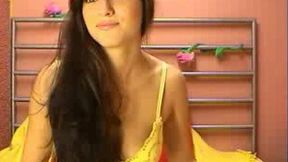 Stunningly beautiful babe puts on a great webcam show