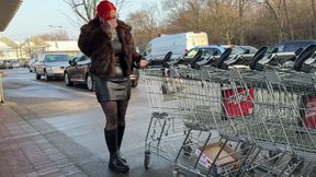 My first internship in the supermarket and I was allowed to go blank into her MILF hole... am I now threatened with being kicked out?