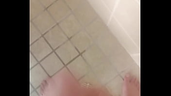 Jayreece masturbating in shower