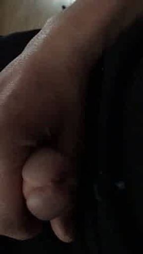 Cumshot hockey night in Canada (understand in ending)