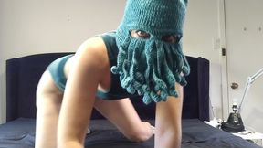 cosplay squid monster fucks masturbation video with a carrot