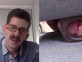 Teacher demonstrates how to during zoom class