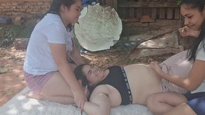 Hit Yeni in the stomach