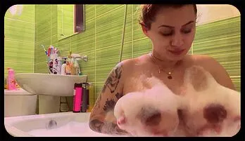 Big Boobs Pregnant Blonde Takes a Soaking Bath in 720p