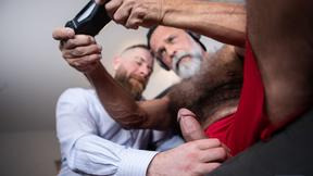 ”Unshaved Gaymers - Daddy Cakes, Daddy John”