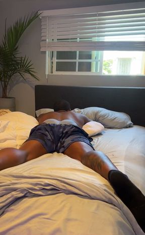 After gym bed hump