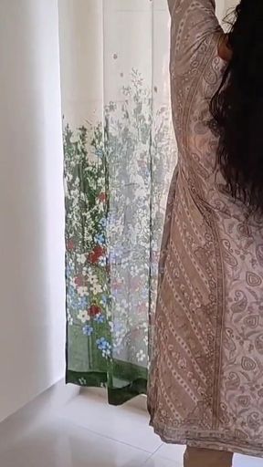 Unscripted Squirt Explodes in Private Bedroom Night