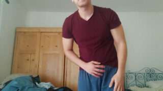 Gays con penes grandes en primera persona: charla sucia, mamada, masturbación y eyaculación interna caliente