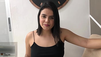 Vecina calif&iacute_queme que tan buena esta mi polla! HISTORIA COMPLETA