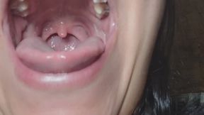 Open your mouth wide so you can see what's inside