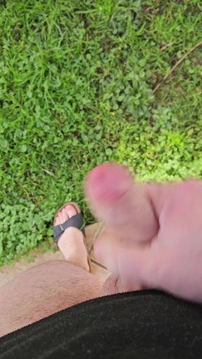 Handjob with cumshot outdoors