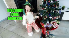 Xmas Discipline For A Bratty Stepdaughter: Avery Learns To Obey And Earns Her Stepdads Special Gift With Jay Rock And Avery Wilds