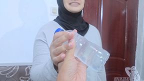 Asian Hijab Girl Unleash Her Desire After Drink Some Strange Liquid - Minokiiko