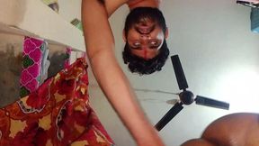 Desi sister-in-law's pussy is very funny.