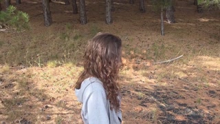 ITALIAN AMATEUR OUTDOOR Green eyed brunette gets fucked by her hiking guide