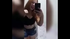 Novinha gostosa novamente ataca