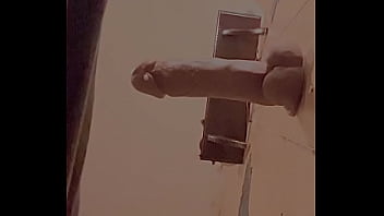 Cumming on my 8.5 Dildo Dl1379