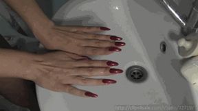 7Jan2022_LNails_soap_scr