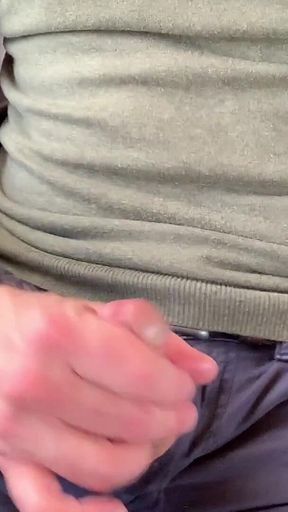 Jerking-off on the Train, Thick Cum