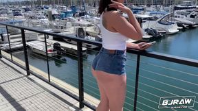 Leah's luscious dick sucking lips