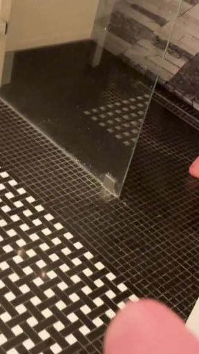 Masturbating to Stepsister While She Is Taking a Shower - Hermione Cringe