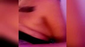 video chamada especial para fa. soraya carioca realizando videos personalizados por encomenda atraves do whatsapp.